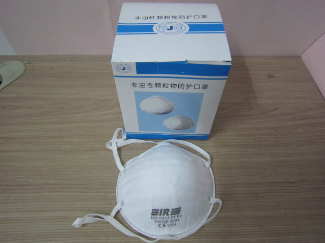 ���m������y����