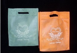 �o���������