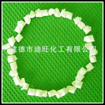 �o����ɫĸ��