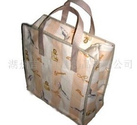 �o�����ռ{��