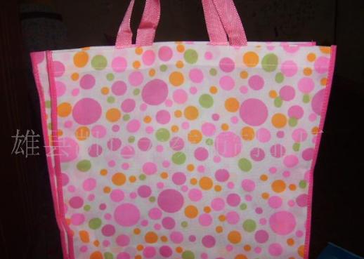 �r�������