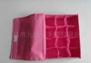 �����ռ{�С���(n��i)�ºС�������