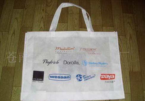 ���N�V���