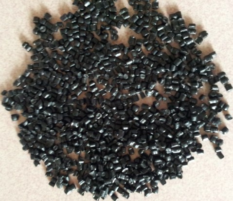 ����PP�������Ӿ۱�ϩ�������Ӻ�ɫһ��