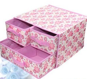 ���������ռ{��