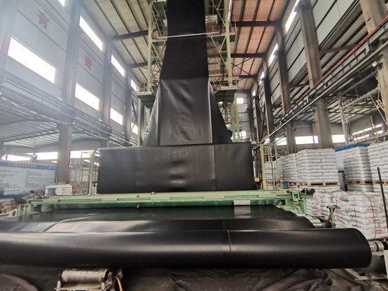 10�׌�0.50mm��HDPE���BĤ