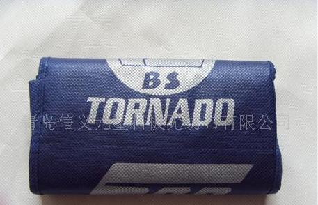 �h(hu��n)���� 