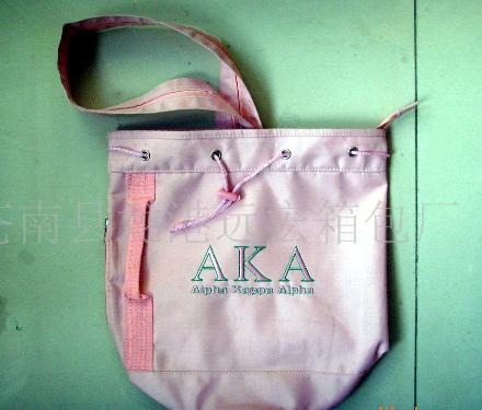 �h(hu��n)����