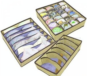 �������̿�ռ{������