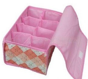 8��ܛ�w��(n��i)���ռ{��