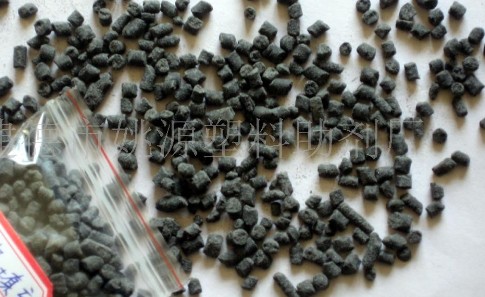 ��ɫ���ĸ��